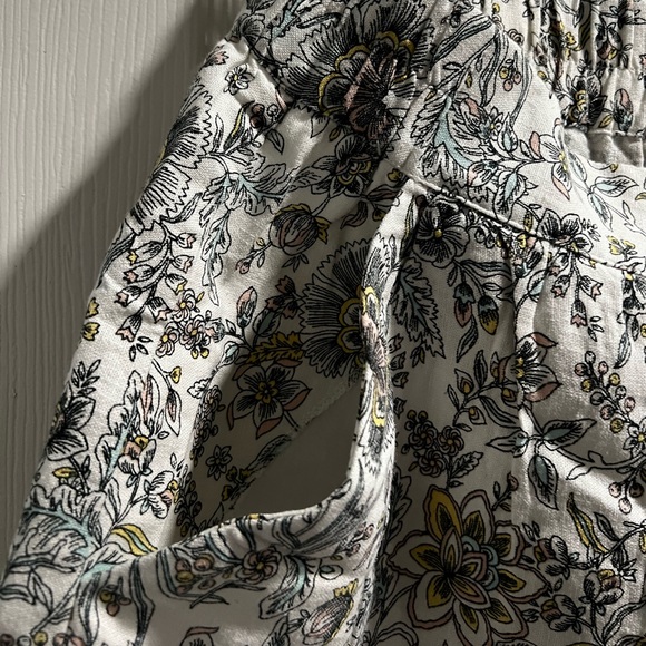 NWT Loft Outlet Skirt Floral White/Black/Pink/Yellow Medium Has Pockets 🙌🏼 - Picture 5 of 5